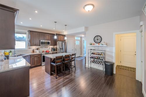 102-14395 Herron Road, Summerland, BC - Indoor Photo Showing Kitchen With Upgraded Kitchen