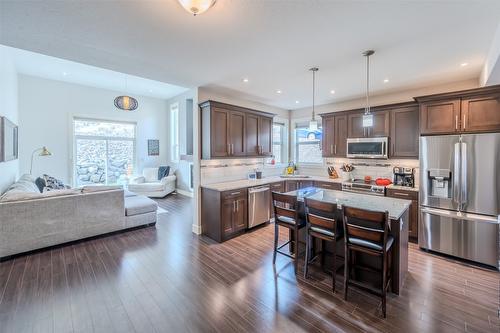 102-14395 Herron Road, Summerland, BC - Indoor Photo Showing Kitchen With Upgraded Kitchen