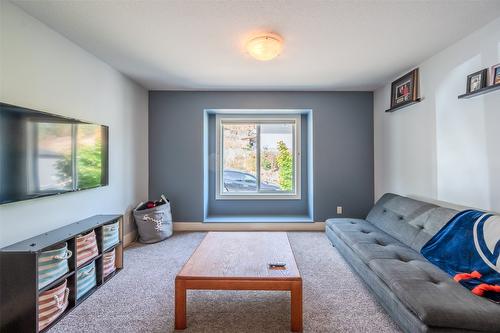 102-14395 Herron Road, Summerland, BC - Indoor