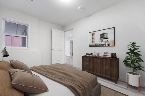 590 Arbor View Drive, Kelowna, BC - Indoor Photo Showing Bedroom