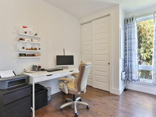 Bedroom - 27 Rue Francine, Saint-Jean-Sur-Richelieu, QC - Indoor Photo Showing Office