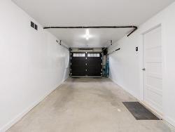 Garage - 