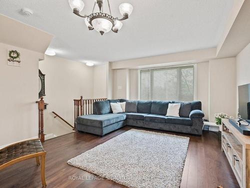 114-4950 Winston Churchill Blvd E, Mississauga, ON - Indoor Photo Showing Living Room