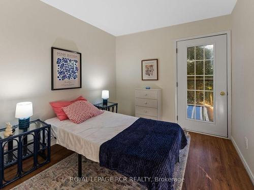 27 John St N, Caledon, ON - Indoor Photo Showing Bedroom