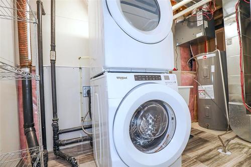 763 Hector Avenue, Winnipeg, MB - Indoor Photo Showing Laundry Room