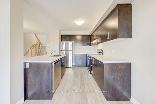 114 Laguna Village Cres, Hamilton, ON - Indoor Photo Showing Kitchen