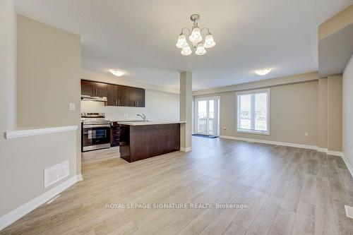 114 Laguna Village Cres, Hamilton, ON - Indoor Photo Showing Kitchen