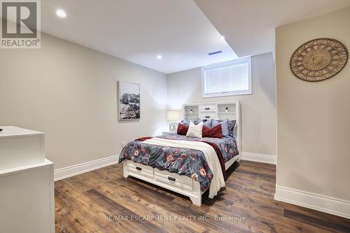 48 Palomino Drive, Hamilton, ON - Indoor Photo Showing Bedroom