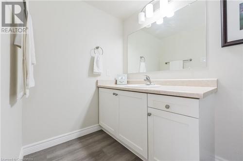 215 Scotland Street Unit# 306, Fergus, ON - Indoor Photo Showing Bathroom