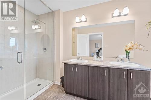 559 Radiant Private, Kanata, ON - Indoor Photo Showing Bathroom