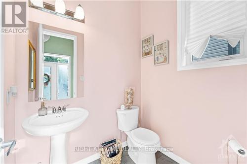 559 Radiant Private, Kanata, ON - Indoor Photo Showing Bathroom