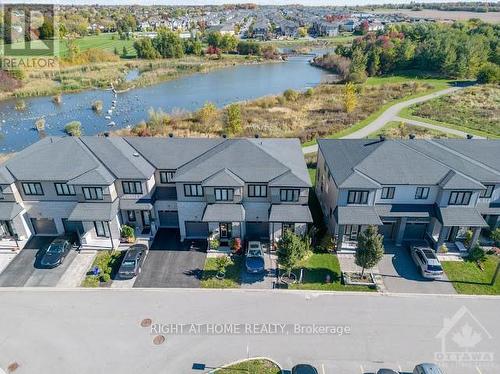 559 Radiant Private, Kanata, ON - Outdoor