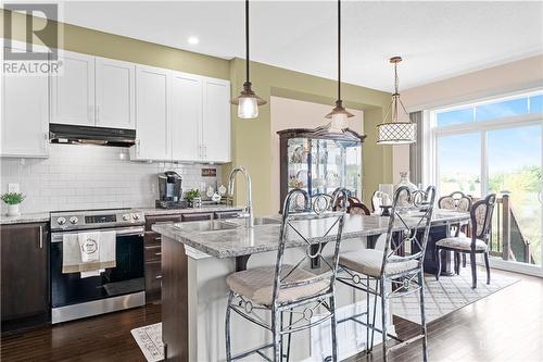 559 Radiant Private, Kanata, ON - Indoor Photo Showing Kitchen With Stainless Steel Kitchen With Upgraded Kitchen