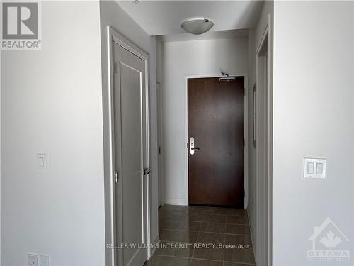 3103 - 805 Carling Avenue, Ottawa, ON - Indoor Photo Showing Other Room