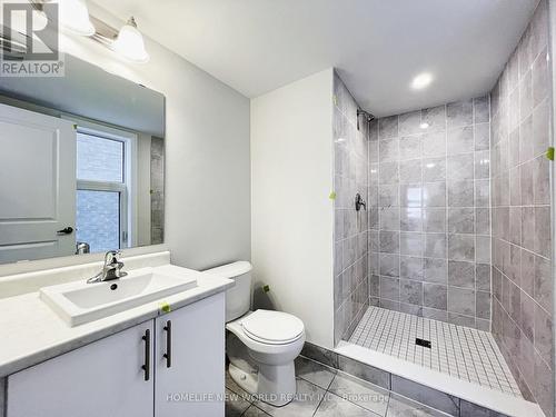 26 Millman Lane, Richmond Hill, ON - Indoor Photo Showing Bathroom