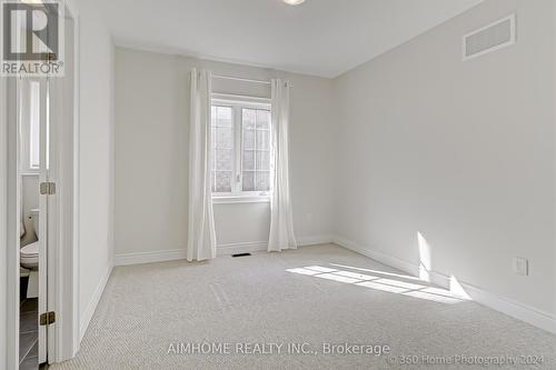 67 Menotti Drive, Richmond Hill, ON - Indoor Photo Showing Other Room