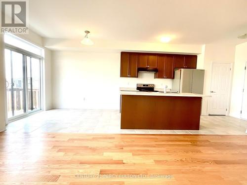 242 Port Crescent, Welland, ON - Indoor Photo Showing Kitchen