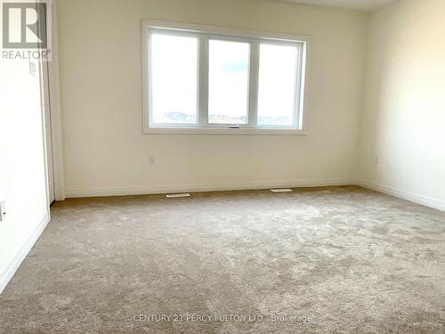 242 Port Crescent, Welland, ON - Indoor Photo Showing Other Room