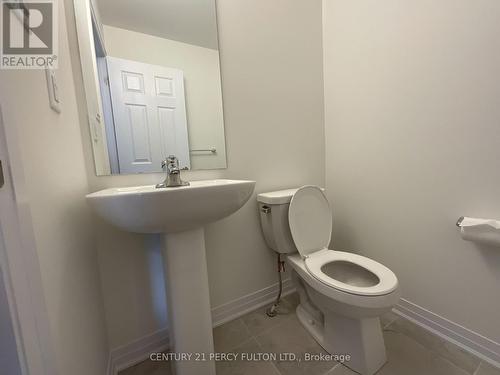 242 Port Crescent, Welland, ON - Indoor Photo Showing Bathroom