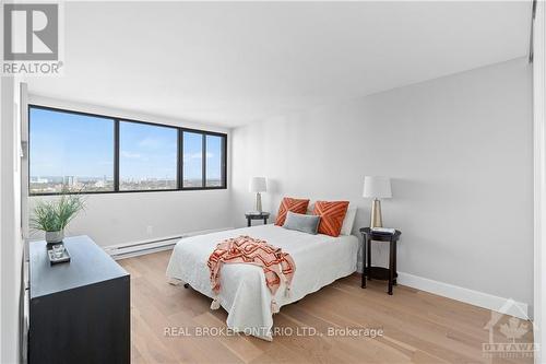 1604 - 1285 Cahill Drive, Ottawa, ON - Indoor Photo Showing Bedroom