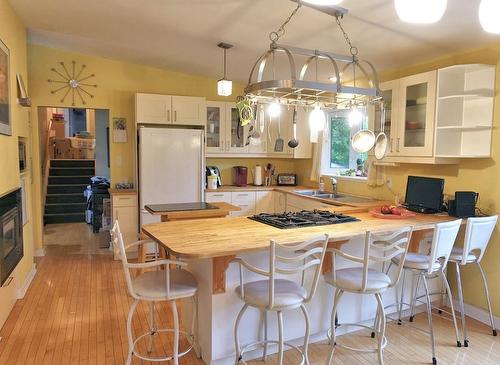 227 Skyline Avenue, Thunder Bay, ON - Indoor Photo Showing Other Room With Fireplace