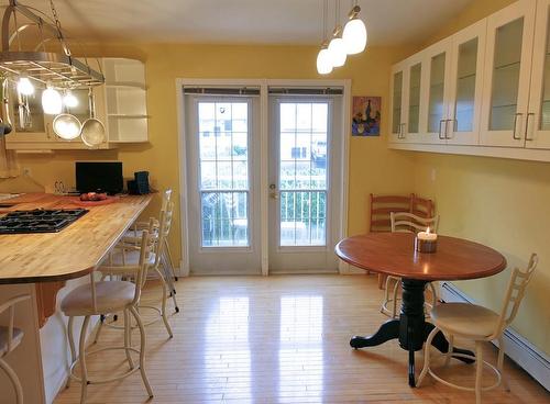 227 Skyline Avenue, Thunder Bay, ON - Indoor Photo Showing Dining Room