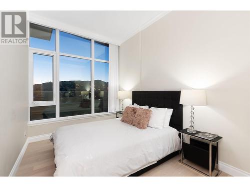 Ph3 175 Victory Ship Way, North Vancouver, BC - Indoor Photo Showing Bedroom