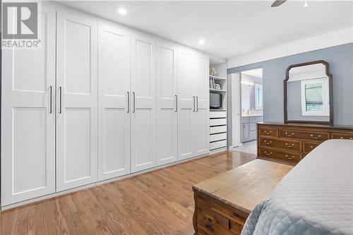 Pax closet system - 8 Spyglass Ridge, Stittsville, ON - Indoor Photo Showing Bedroom