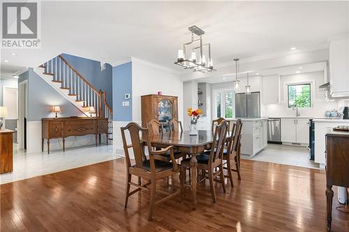 Open concept so no one gets left out - 8 Spyglass Ridge, Stittsville, ON - Indoor Photo Showing Dining Room