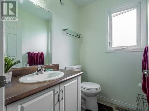 Main floor 2 piece bathroom - 93 Mckenzie Street, Cornwall, ON - Indoor Photo Showing Bathroom