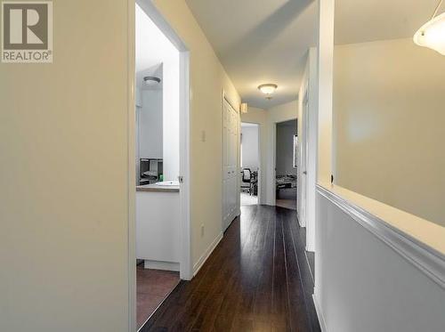 Spacious second floor hallway. - 93 Mckenzie Street, Cornwall, ON - Indoor Photo Showing Other Room