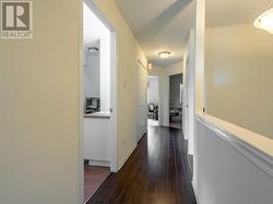 Spacious second floor hallway. - 