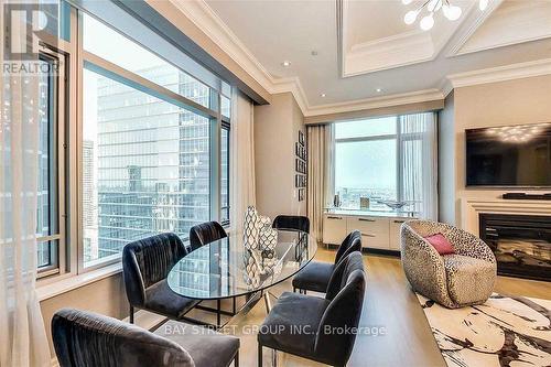 3703 - 311 Bay Street, Toronto, ON - Indoor Photo Showing Dining Room