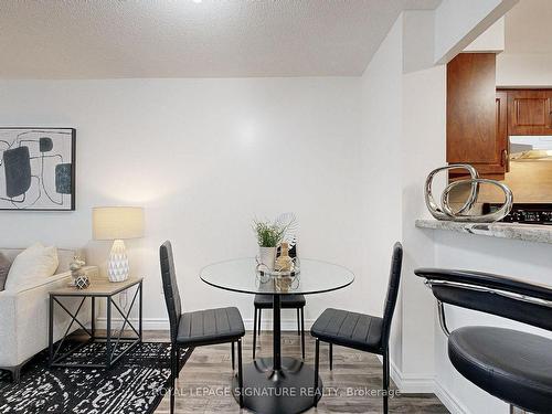 207-29 Pemberton Ave, Toronto, ON - Indoor Photo Showing Dining Room