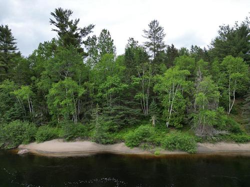 Terre/Terrain - Ch. Des Cascades, La Macaza, QC 