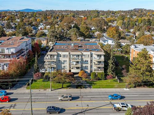 401-1536 Hillside Ave, Victoria, BC - Outdoor With View