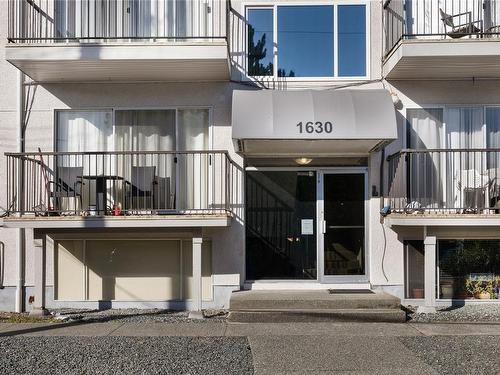 5-1630 Crescent View Dr, Nanaimo, BC - Outdoor With Balcony With Exterior