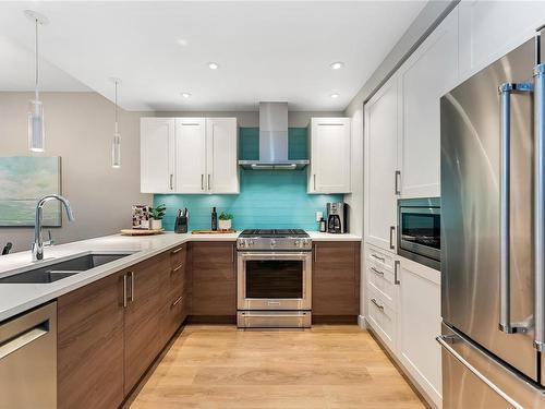 305-1820 Maple Ave South, Sooke, BC - Indoor Photo Showing Kitchen With Stainless Steel Kitchen With Double Sink With Upgraded Kitchen