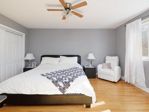 Chambre Ã  coucher principale - 142 Av. Willowbank, Pointe-Claire, QC - Indoor Photo Showing Bedroom