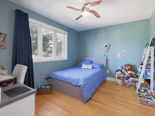 Chambre Ã Â coucher - 142 Av. Willowbank, Pointe-Claire, QC - Indoor Photo Showing Bedroom