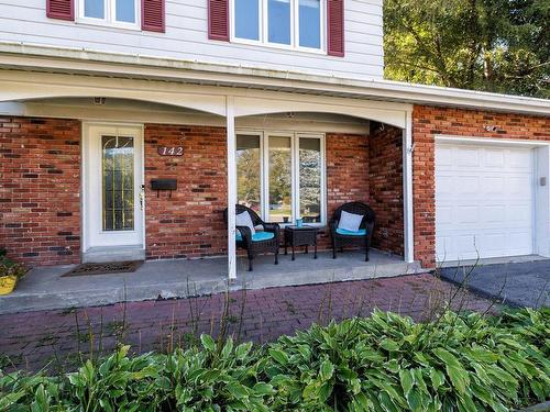 VÃ©randa - 142 Av. Willowbank, Pointe-Claire, QC - Outdoor With Deck Patio Veranda With Exterior