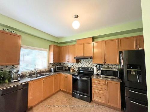 72 Kilrea Way, Brampton, ON - Indoor Photo Showing Kitchen With Double Sink