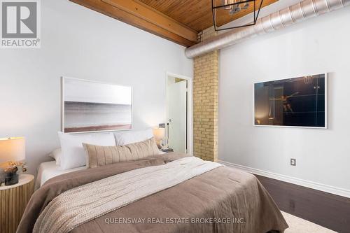 602 - 781 King Street W, Toronto, ON - Indoor Photo Showing Bedroom