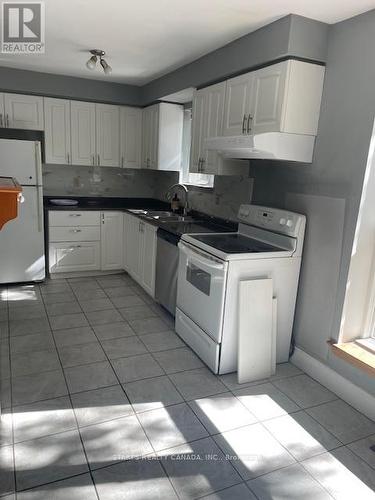 91 Scenic Mill Way, Toronto, ON - Indoor Photo Showing Kitchen