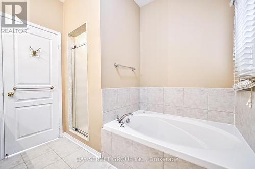 21 Loughlin Hill Crescent, Ajax, ON - Indoor Photo Showing Bathroom