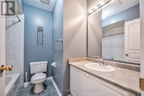 21 Loughlin Hill Crescent, Ajax, ON - Indoor Photo Showing Bathroom