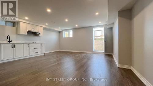 Bsmt - 48 Whitebirch Lane, East Gwillimbury, ON - Indoor