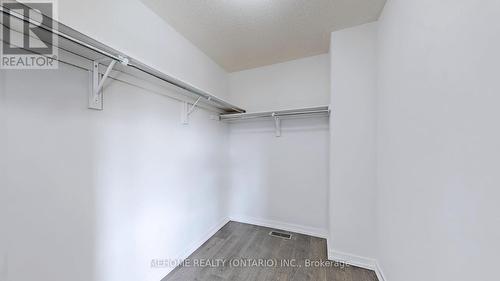 128 Alpaca Drive, Richmond Hill, ON - Indoor With Storage