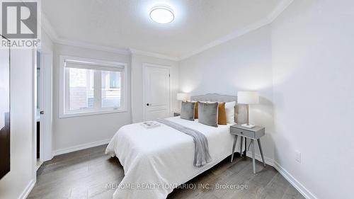 128 Alpaca Drive, Richmond Hill, ON - Indoor Photo Showing Bedroom