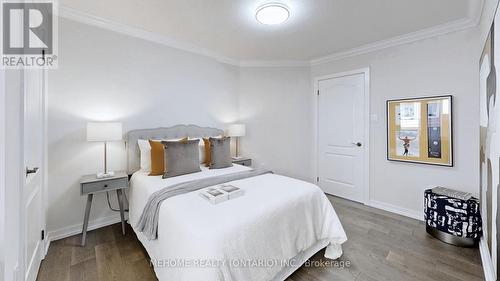 128 Alpaca Drive, Richmond Hill, ON - Indoor Photo Showing Bedroom